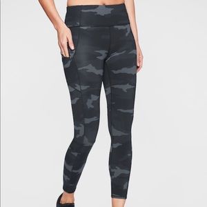 Camo Contender 7/8 Tight